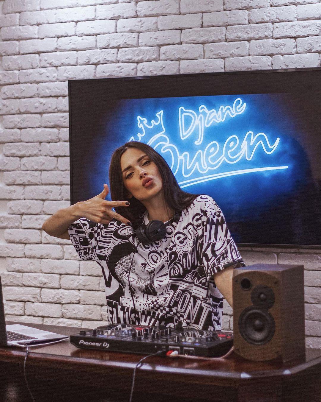 KOROLOVA (DJ da Queen): биография и личная жизнь диджея с YouTube