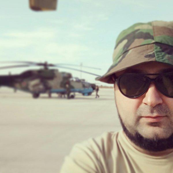 Биография и личная жизнь Акима Апачева, его карьера и успехи военного корреспондента