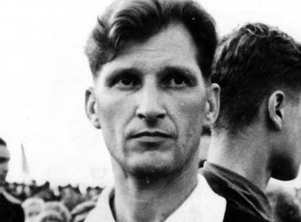 Николай Латышев — лучший арбитр советского футбола.